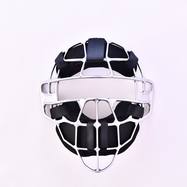 日本初登場：マグネシウム素材　捕手用マスク